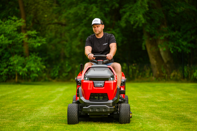 CEDRUS C-TRAC 103HC PREMIUM LUX Rear-Dump Self-Propelled Lawn Mower HYDROSTAT 102cm 2 CYLINDRES C-TRAC-103HC EWIMAX OFFICIAL DISTRIBUTOR - AUTHORIZED CEDRUS DEALER