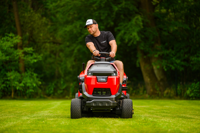 CEDRUS C-TRAC 83HC PREMIUM LUX Sekačka se zadním výhozem HYDROSTAT 84cm C-TRAC-83HC EWIMAX OFICIÁLNÍ DISTRIBUTOR - AUTORIZOVANÝ PRODEJCE CEDRUS