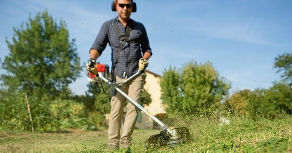 OLEO-MAC BCH 400 BP BACKPACK MOWER PETROL TRIMMER GRASS TRIMMER PREMIUM CLASS 61459052E2 EWIMAX-OFFICIAL DISTRIBUTOR - AUTHORIZED OLEO-MAC DEALER