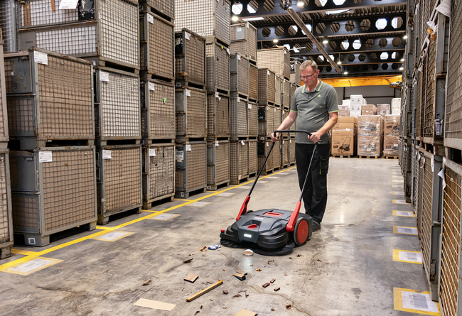 HAAGA 697 ELECTRIC ACCUMULATOR HANDLE CLEANER WITH TURBO SYSTEM 97cm PREMIUM CLASS OO-OTHHA697 EWIMAX-OFICIAL DISTRIBUTOR-AUTHORIZED HAAGA DEALER