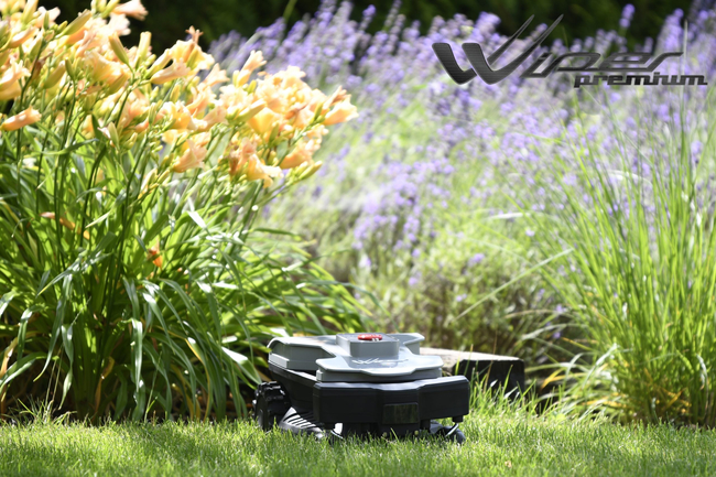 WIPER TREKKER XL S ULTRA PREMIUM AUTOMATIC MOWING ROBOT 6000m2 - OFFICIAL DISTRIBUTOR - AUTHORIZED DEALER WIPER