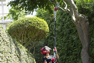 IKRA IEAS 750 PIŁA PILARKA PRZECINARKA PODKRZESYWARKA DO DREWNA GAŁĘZI ELEKTRYCZNA NA WYSIĘGNIKU 20 cm / 750 W PREMIUM OB-IKRIEAS750 EWIMAX - OFICJALNY DYSTRYBUTOR - AUTORYZOWANY DEALER IKRA