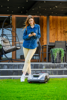 Sunseeker X5 Elite RTK Robot Koszący Kosiarka Automatyczna C-MOW X5 2000 m2 Bezprzewodowy