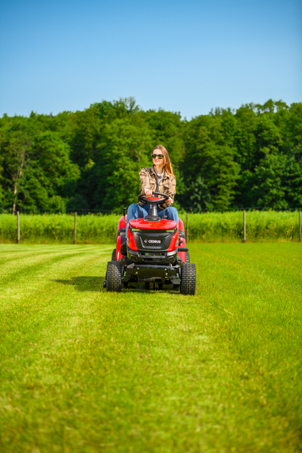 CEDRUS C-TRAC 92HC Rear-Dump Self-Propelled Lawn Mower with 92cm HYDROSTAT RECYCLING VELOPMENTS C-TRAC-92HC EWIMAX OFFICIAL DISTRIBUTOR - AUTHORIZED DEALER CEDRUS