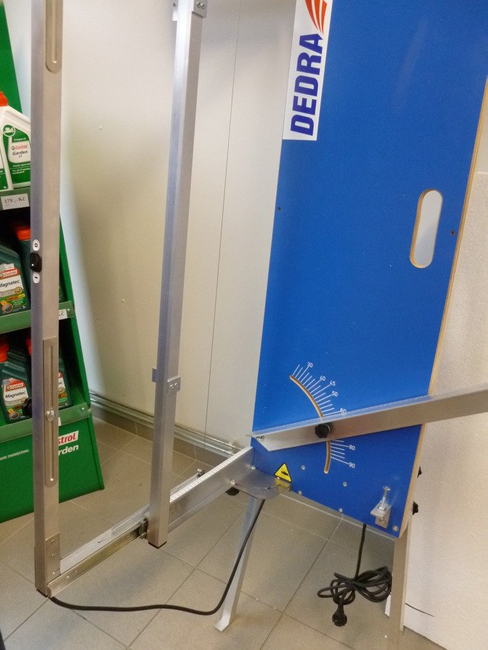 DEDRA DED7521 STAVEBNÍ PILA ELEKTRICKÁ ŘEZAČKA POLYSTYRENU EWIMAX OFICIÁLNÍ DISTRIBUTOR - AUTORIZOVANÝ PRODEJCE DEDRA