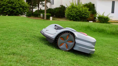 Robot koszący Sunseeker X7 Plus Elite RTK 6000m2 bezprzewodowy