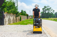 CEDRUS ZG05 DIESELOVÝ PŮDNÍ KOMPAKTOR 260 KG S HYDRAULICKÝM REVERZEM OBOUSMĚRNÝ DESKOVÝ KOMPAKTOR S POJEZDEM VPŘED A VZAD 13 KM + TRANSPORTNÍ KOLA - AUTORIZOVANÝ PRODEJCE CEDRUSU