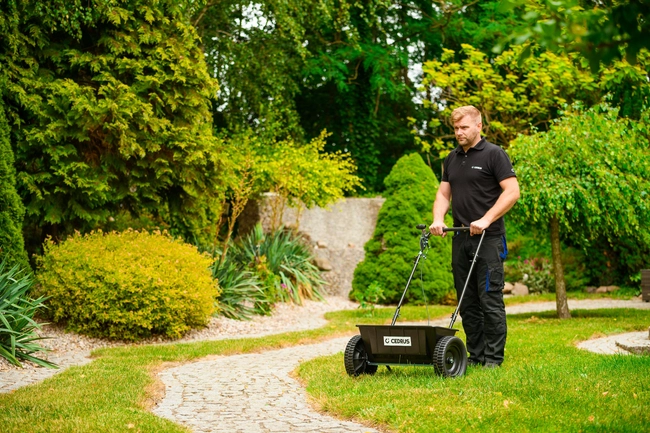 CEDRUS SP31516 SIEWNIK ROZSIEWACZ OGRODOWY DO NASION NAWOZÓW NAWOZU SOLI PIASKU 27kg / 60cm