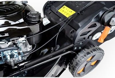 OLEO MAC GVH 48TK STRONG PETROL LAWN MOWER WITH DRIVE STEEL HOUSING OO-OTHGVH48TK REINFORCED - OFFICIAL DISTRIBUTOR - AUTHORIZED OLEO-MAC DEALER