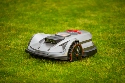 SUNSEEKER CEDRUS ORION X7 BY SUNSEEKER RTK C-MOW X7 AUTOMATIC MOWING ROBOT 3000m2 - OFICIÁLNÍ DISTRIBUTOR - AUTORIZOVANÝ PRODEJCE CEDRUS