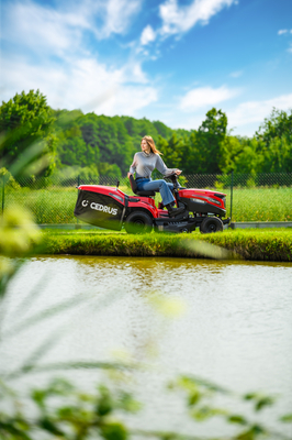 CEDRUS C-TRAC 92HC Rear-Dump Self-Propelled Lawn Mower with 92cm HYDROSTAT RECYCLING VELOPMENTS C-TRAC-92HC EWIMAX OFFICIAL DISTRIBUTOR - AUTHORIZED DEALER CEDRUS
