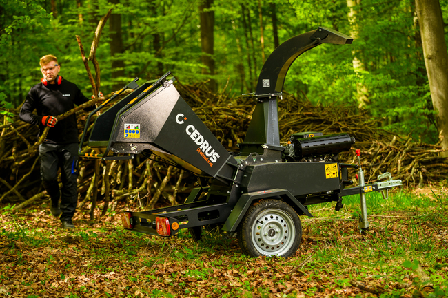CEDRUS R13 KOMUNÁLNÍ SPREDOVATELNÝ SKARTOVAČ S PŘÍSLUŠENSTVÍM / 13cm / 24 hp CEDRUS CEDRBR13 RBR13 JONCO R13A/A - EWIMAX - OFICIÁLNÍ DISTRIBUTOR - AUTORIZOVANÝ PRODEJCE CEDRUS