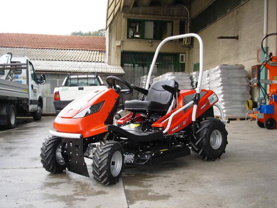 Karczownica terenowa 4x4 Oleo-Mac Tuareg Apache 92 Evo