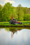 Cedrus C-TRAC Z132 traktorek ogrodowy kosiarka samojezdna Zero Turn 132 cm 27 KM Loncin