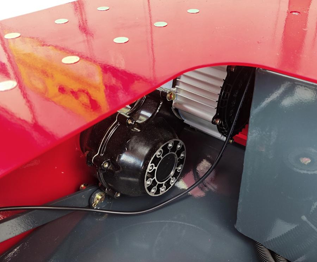 MASTERCUT JFRC90S PŘÍMO ŘÍZENÝ ŽACÍ ROBOT HYBRYDICKÝ POSYPOVÝ ŽACÍ STROJ 90 cm