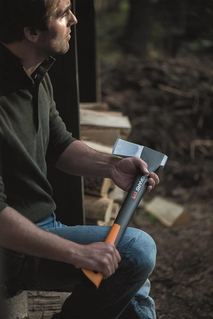 FISKARS X17 SIEKIERA ROZŁUPUJĄCA DO DREWNA Fiskars X17 M 1015641 - OFICJALNY DYSTRYBUTOR - AUTORYZOWANY DEALER FISKARS