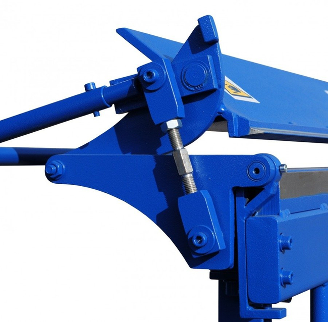 MAAD ZGL-2000/0.7 LIGHTWEIGHT BENDER DECKING BENDER FOR SHEET SHEET LIGHTWEIGHT VERSION - PORTABLE MAAD ZGL-2000/0.7 mm