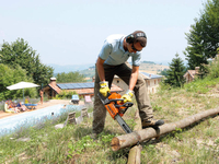 OLEO-MAC GS200 E ELECTRIC LANDSCAPE Saw for logs 41 cm / 2000 W PREMIUM CLASS 51039011 EWIMAX-OFICIAL DISTRIBUTOR - AUTHORIZED DEALER OLEO-MAC