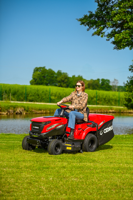 CEDRUS C-TRAC 92HC Rear-Dump Self-Propelled Lawn Mower with 92cm HYDROSTAT RECYCLING VELOPMENTS C-TRAC-92HC EWIMAX OFFICIAL DISTRIBUTOR - AUTHORIZED DEALER CEDRUS