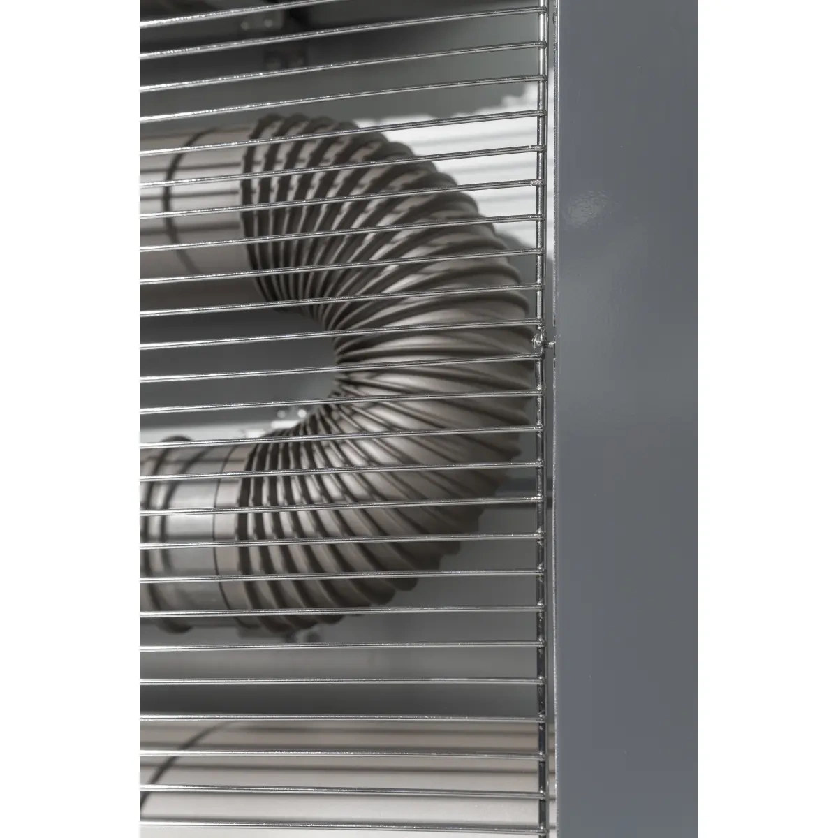 Detal rury promiennikowej nagrzewnicy olejowej DEDRA DED9977