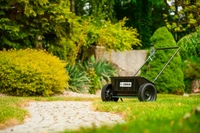 CEDRUS SP31516 SIEWNIK ROZSIEWACZ OGRODOWY DO NASION NAWOZÓW NAWOZU SOLI PIASKU 27kg / 60cm