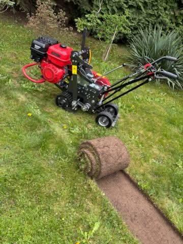PROFESSIONAL TURF CUTTER LYZ360DJ