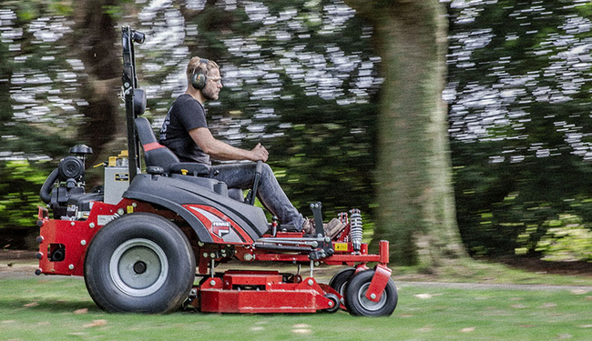 FERRIS ISX3300Z GARDEN TREADER VANGUARD 37hp 155cm ZERO POWER SPRINAL MOWER 5901914 / 5901917 - OFFICIAL DISTRIBUTOR - AUTHORIZED DEALER FERRIS