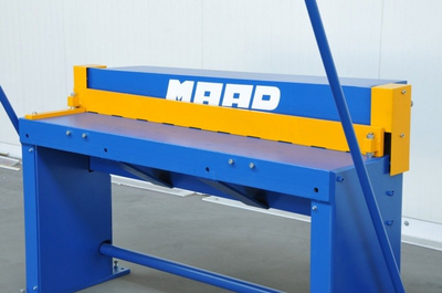 MAAD NGR-1400/1,5 mm MAAD NGR-1400/1,5 mm STŘIHACÍ GILLOTINY