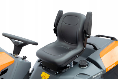 OLEO MAC OM 106/24 KH EXCLUSIVE GARDEN TREADER SPRINDING MOWER LUX 102cm / 24HP / PREMIUM VERSION 68129207 - OFFICIAL DISTRIBUTOR - AUTHORIZED DEALER OLEO-MAC