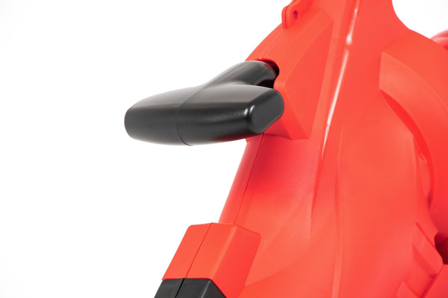 FAWORYT DWO3000 ELEKTRICKÝ ZAHRADNÍ VYSAVAČ LISTÍ 3KW