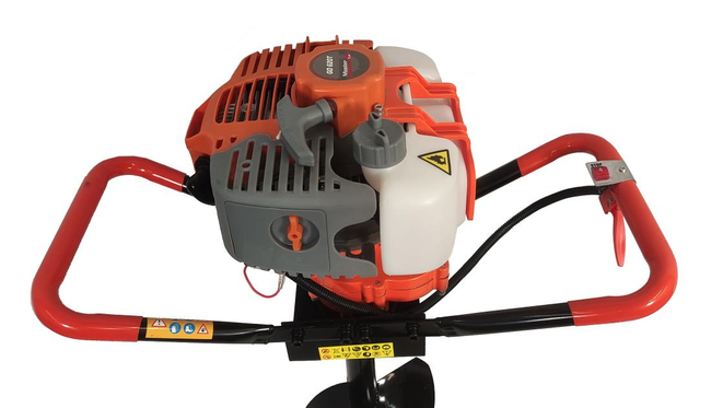 PŮDNÍ VRTÁK MASTERCUT GD620 + VRTÁK FI 20CM