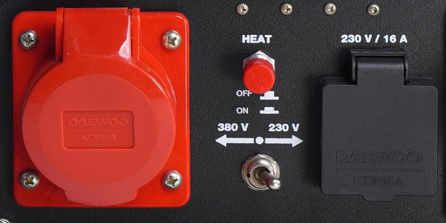 DAEWOO DDAE 9000DXE-3 DIESELOVÝ GENERÁTOR 1x16A 380V 1x32A 230V AVR 16 HP - OFICIÁLNÍ DISTRIBUTOR - AUTORIZOVANÝ PRODEJCE DAEWOO