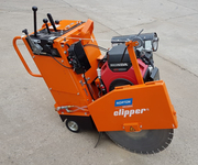 NORTON CLIPPER CSB1 P21 SPRINKLING HANDSHIFT CONCRETE Saw Saw Ø 600mm 20HP Honda GX630 - OFFICIAL DISTRIBUTOR - AUTHORIZED DEALER NORTON CLIPPER