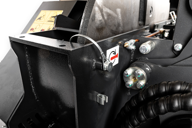 Diesel chipper Cedrus D16 (16 cm) with approval