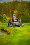 Cedrus C-TRAC Z132 traktorek ogrodowy kosiarka samojezdna Zero Turn 132 cm 27 KM Loncin