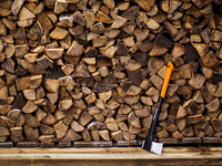 FISKARS X17 WOOD SPLITING SIXER Fiskars X17 M 1015641 - OFFICIAL DISTRIBUTOR - AUTHORIZED DEALER FISKARS