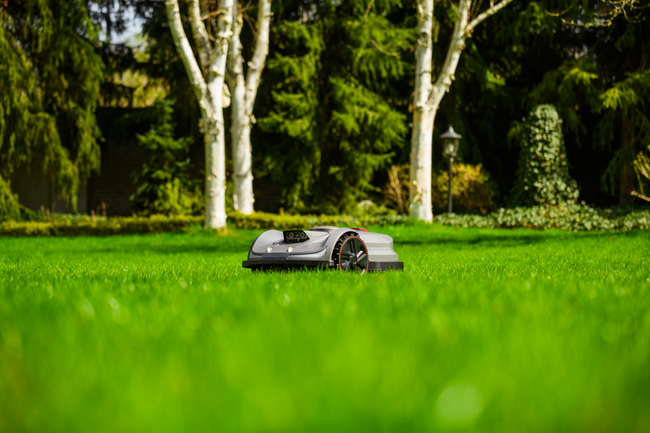 SUNSEEKER X5 ELITE RTK ROBOT KOSZĄCY KOSIARKA AUTOMATYCZNA DO TRAWY CEDRUS C-MOW X5 2000m2 BEZ KABLOWY / BEZ PRZEWODOWY - OFICJALNY DYSTRYBUTOR - AUTORYZOWANY DEALER CEDRUS