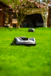 Sunseeker X5 Elite RTK Robot Koszący Kosiarka Automatyczna C-MOW X5 2000 m2 Bezprzewodowy