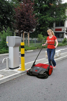 HAAGA 677 ZAMIATARKA ELEKTRYCZNA AKUMULATOROWA RĘCZNA PROWADZONA URZĄDZENIE SPRZĄTAJĄCE Z SYSTEMEM TURBO 77cm PREMIUM  AUTORYZOWANY DEALER HAAGA