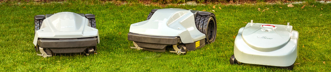 WIPER TREKKER S MEDIUM AUTOMATIC MOWING ROBOT 1800m2 - OFFICIAL DISTRIBUTOR - AUTHORIZED DEALER WIPER
