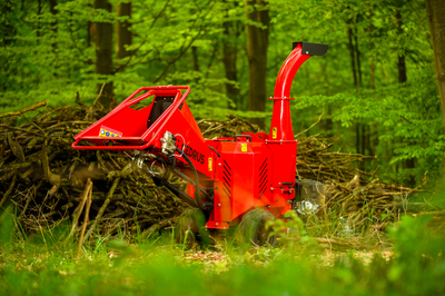 Cedrus RB05 PRO-HE Rębak Rozdrabniacz Spalinowy Do Gałęzi 15 KM 12 cm Hydrauliczny