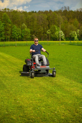 CEDRUS C-TRAC Z107 42 ZERO-TRACK GARDEN TRACTOR ZERO TURN 107cm 24HP LONCIN LC2P77F V-TWIN two cylinder lawn mower - OFFICIAL DISTRIBUTOR - AUTHORIZED DEALER
