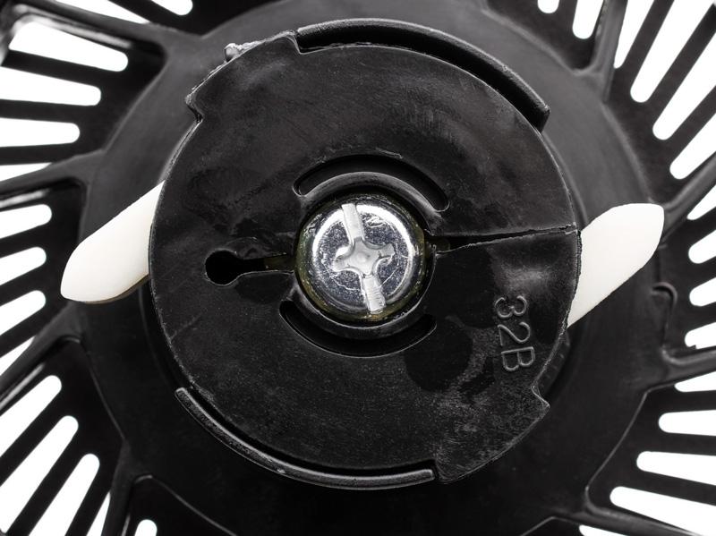 Rozrusznik B&S Quantum NZ542 – detal mechanizmu zapadek