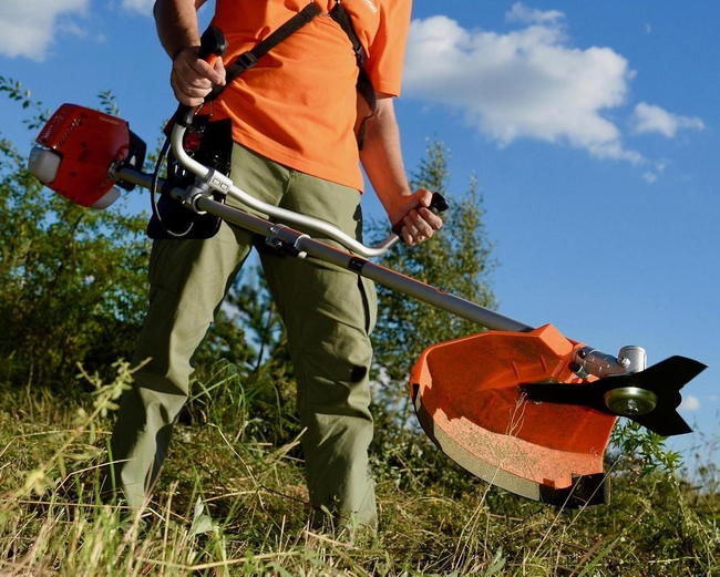 DAEWOO DABC 320 BENZÍNOVÁ SEKAČKA NA TRÁVU 1.22KM - OFICIÁLNÍ DISTRIBUTOR - AUTORIZOVANÝ PRODEJCE DAEWOO