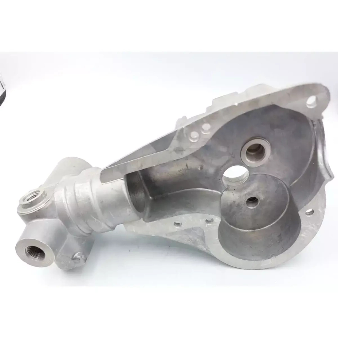 Korpus pompy Dedra DED7421 – detal techniczny