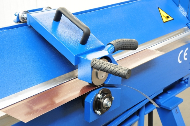 MAAD NK-1.2 ROLLER SHEARS SHEET METAL GUILLOTINE FOR MAAD BENDING MACHINE