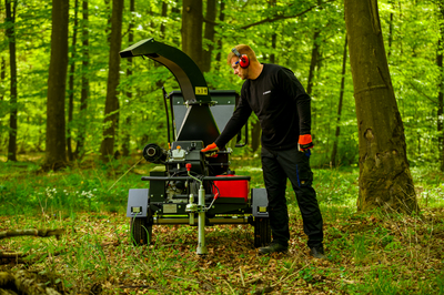 Cedrus R13 Rozdrabniacz Spalinowy Rębak Komunalny 24 KM do gałęzi 13cm z Homologacją Drogową