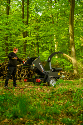 Cedrus R13 Rozdrabniacz Spalinowy Rębak Komunalny 24 KM do gałęzi 13cm z Homologacją Drogową