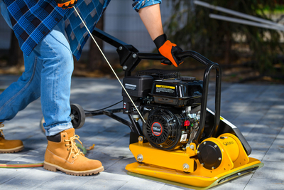 CEDRUS ZG02 BENZÍNOVÝ ZEMNÍ PĚCH 79 KG / 6,5 KM + TRANSPORTNÍ KOLA + SILIKONOVÁ PODLOŽKA - EWIMAX - OFICIÁLNÍ DISTRIBUTOR - AUTORIZOVANÝ PRODEJCE CEDRUS