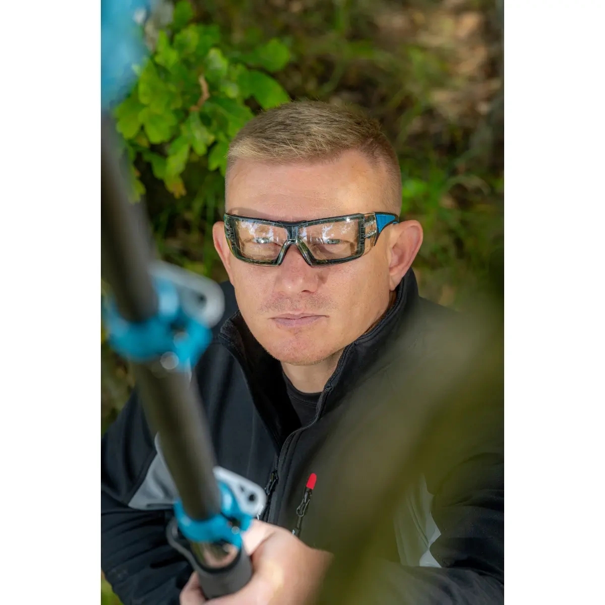 DEDRA DED7100 Safety Glasses for Use While Gardening